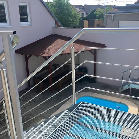 Apartmany Neronet Velké Pavlovice Extérieur photo