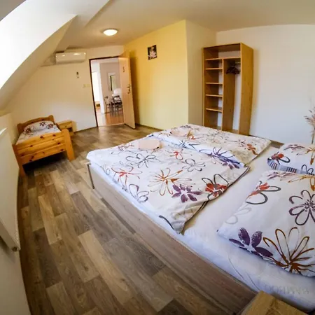 Apartmany Neronet Velké Pavlovice Extérieur photo