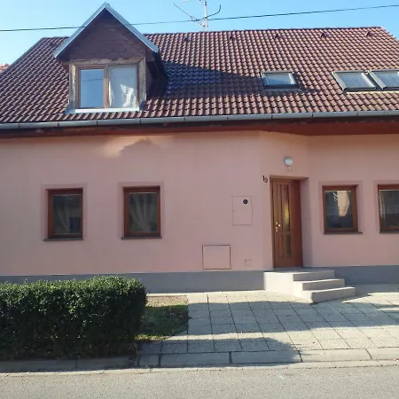 Apartmany Neronet Velké Pavlovice Extérieur photo