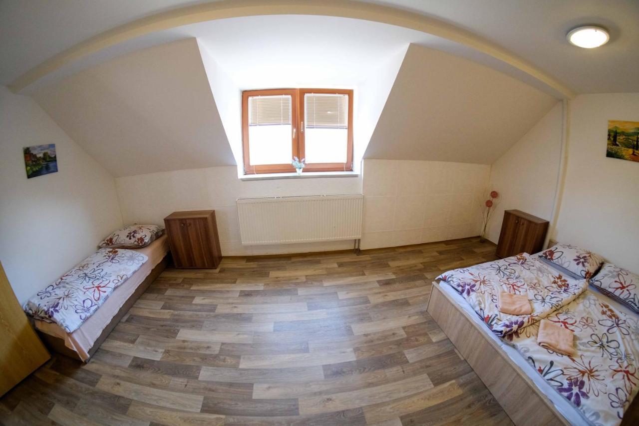 Neronet * Velké Pavlovice